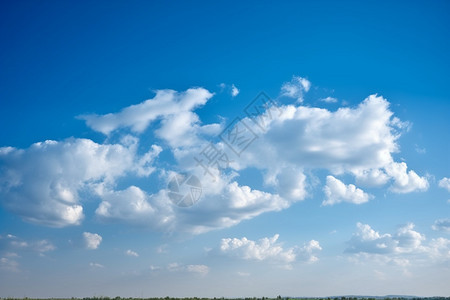 蔚蓝的天空景观图片