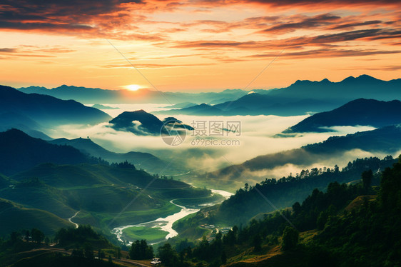 山间云海的美丽景观图片