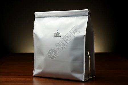 展示品牌白色的包装袋设计图片