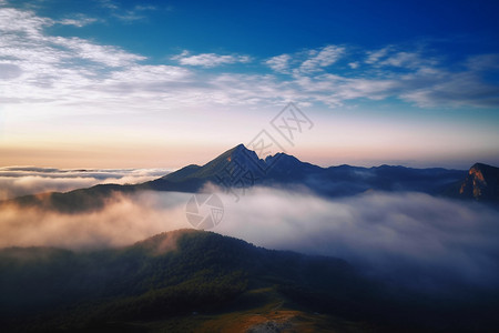 美丽的日出山间云海景观图片