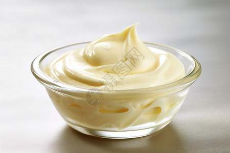 碗中新鲜的奶油图片