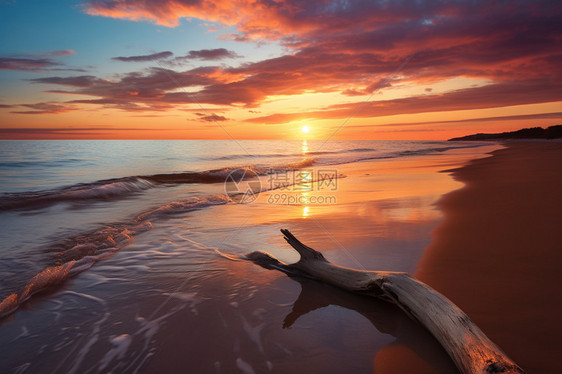 日落的海岸线风景图片