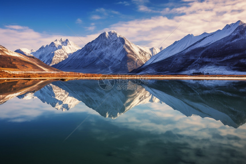 自然的雪山美景图片