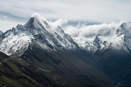 雪山山脉图片