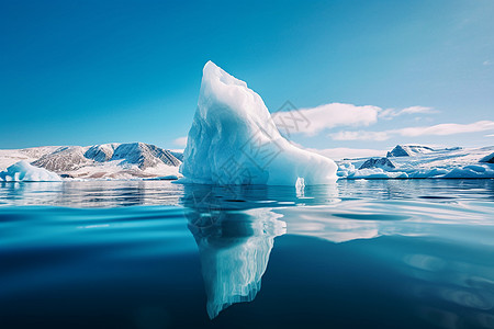 海面的冰川图片