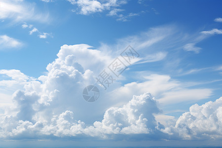 夏季天空中的云朵图片