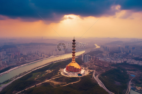 夏季城市的地标性建筑物景观图片