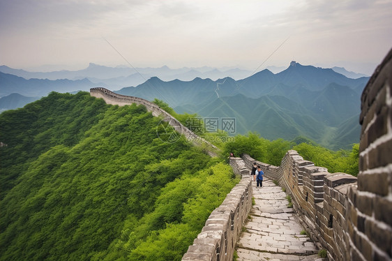 蜿蜒的历史古建筑图片