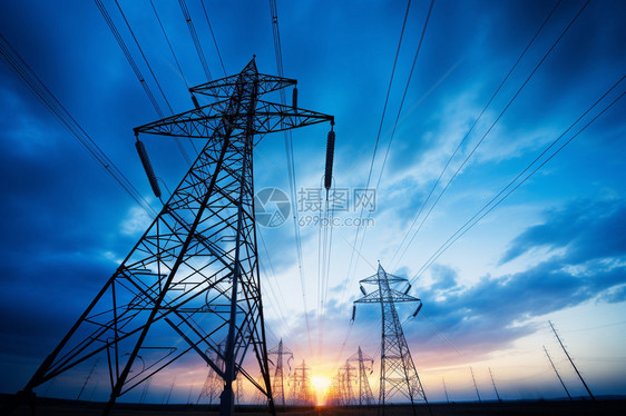 运输电力的电力塔图片