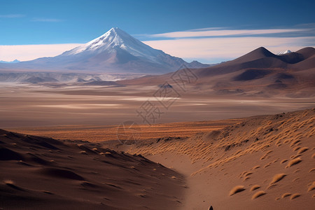 荒野上的火山图片