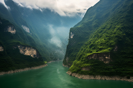 峡谷中的河流图片