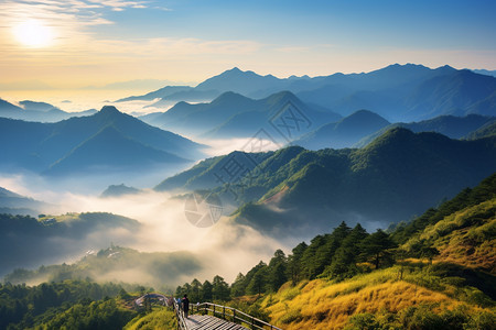 山脉中的秀丽风景背景图片