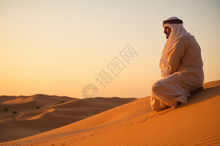 穿着传统服饰的沙特阿拉伯男人高清图片