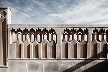 露天阳台的围栏建筑图片