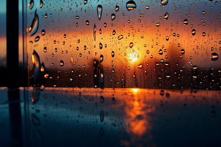 雨天的湿气凝结的玻璃背景