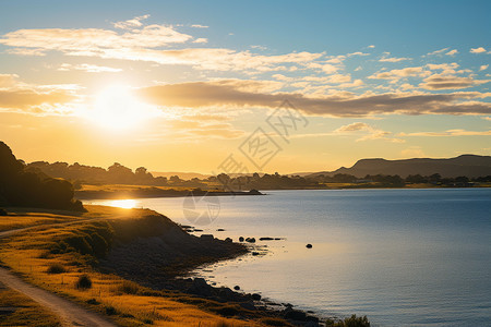 美丽的夕阳海滩景观图片