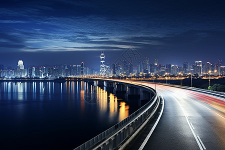 现代城市夜晚的跨海大桥图片