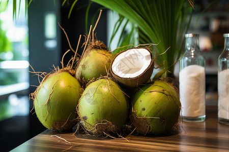 桌子上新鲜采摘的椰子背景图片