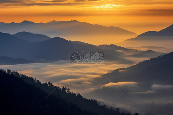 日出山脉风景图片