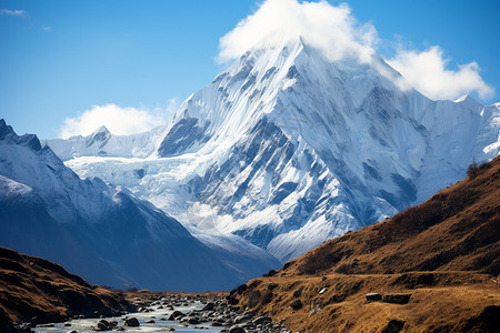 连绵的山脉风景背景图片