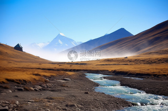 西部空旷的山水图片