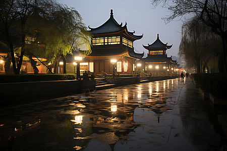 夜晚历史古建筑的美丽景观图片