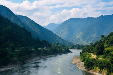 碧水流过山谷图片