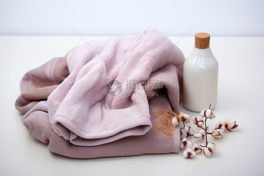 粉红紫色纺织品图片
