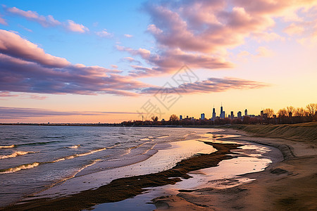 夏季海滩海洋天空中的美丽景观背景