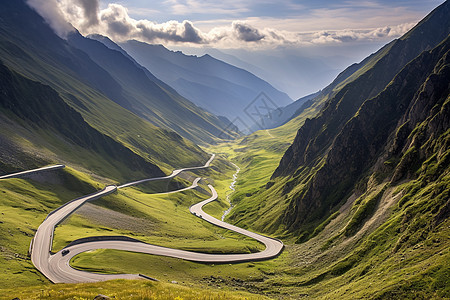 山丘上蜿蜒的公路背景图片