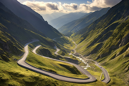 山丘上蜿蜒的道路图片