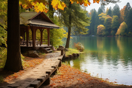 秋日湖畔的古典亭台背景图片