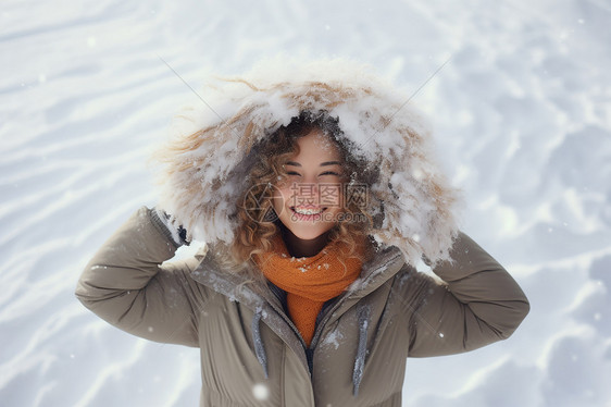 雪地狂欢图片