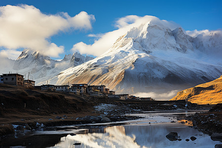 徒步旅行的喜马拉雅山图片