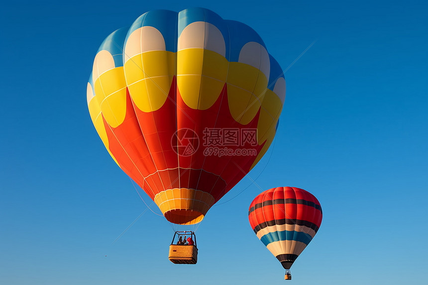 天空中的热气球图片