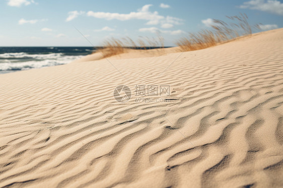 夏日度假海滩的美丽景观图片