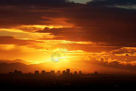 夕阳余晖中的凤凰城背景图片