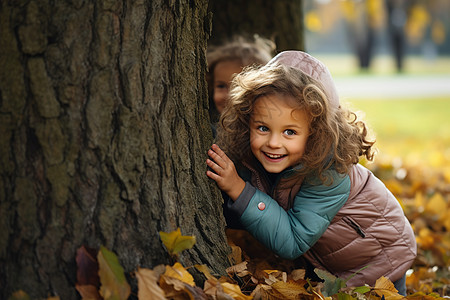 公园大树旁捉迷藏的女孩图片