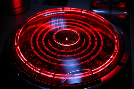 温暖的玻璃炉灶发出红光图片