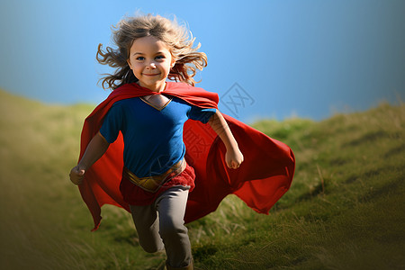 草地上奔跑的小超人图片