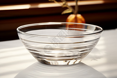简约的透明玻璃碗图片