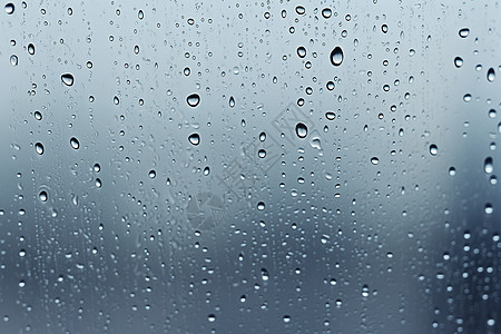 窗子上的雨珠图片