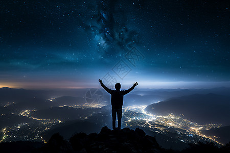 星空下的男子图片