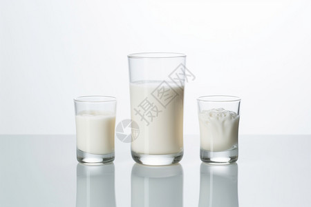 新鲜的鲜牛奶图片