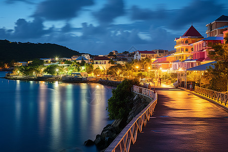 夜晚的海边建筑图片