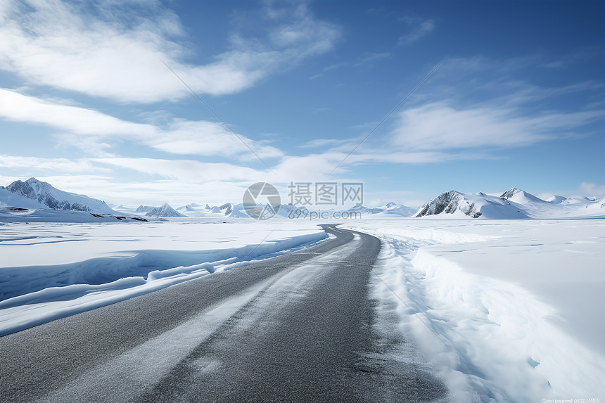 冰山下的公路图片