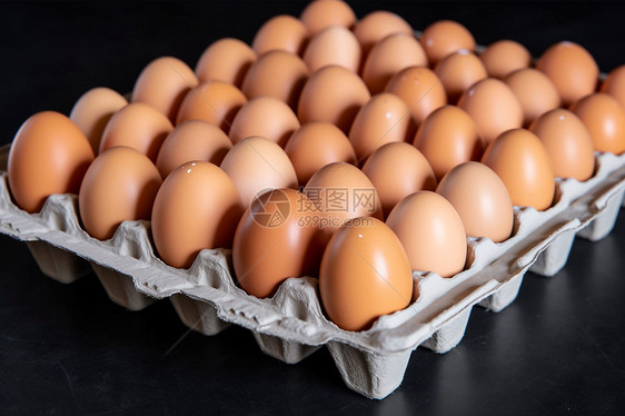 新鲜营养的鸡蛋图片