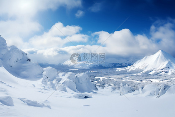 蓝天下的雪山图片