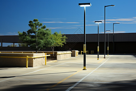 灯火通明的露天停车场图片