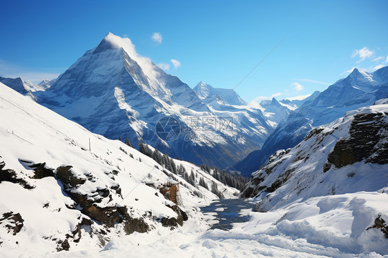 雪山中的壮丽风景图片